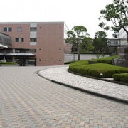 驹泽学园女子高等学校（駒沢学園女子高等学校）