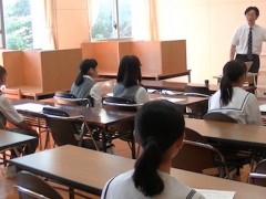 遗爱女子高等学校上课