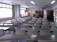 云雀丘学园高等学校图书馆