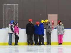 星槎红叶中学校-滑冰体验
