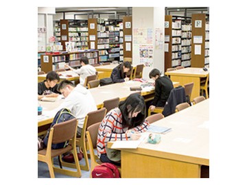 日本高中留学图书馆