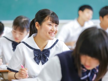 镇西学院高中3年级学生毕业去向