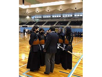 好文学园女子高中--【剑道部】大阪新人大会团体赛第3名