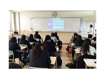 好文学园女子高中--【第二学年】实施了升学指导